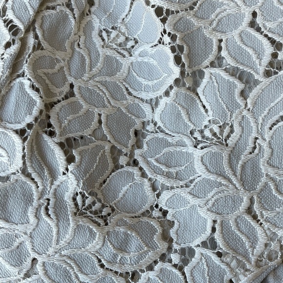 J.Crew 2 Tall sleeveless top  adorable lace like design - Picture 11 of 17